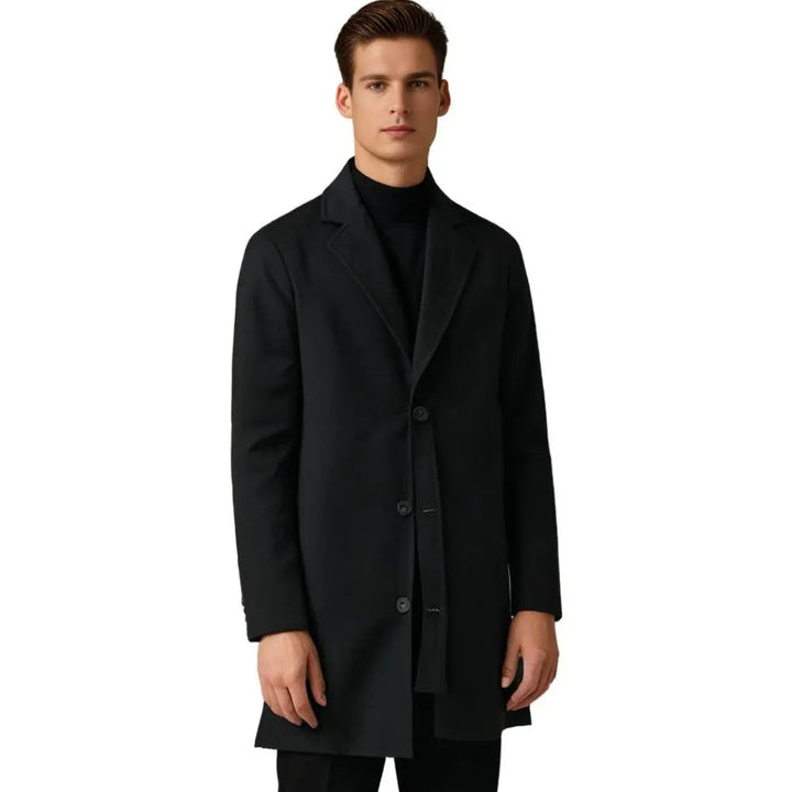 Men’s long coat with buttons