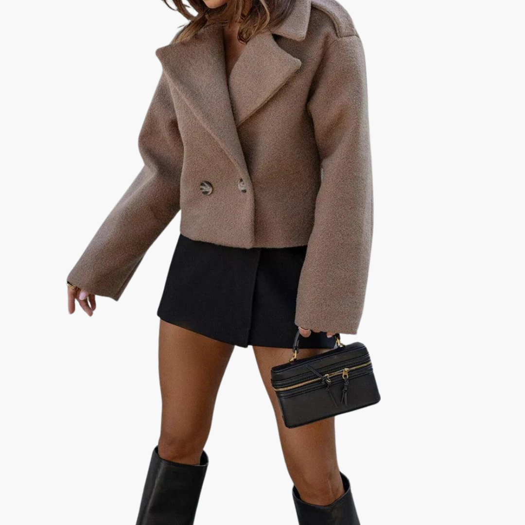Short leather jacket for women