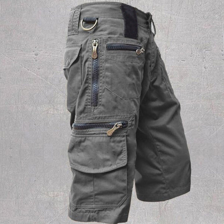 Practical cargo shorts for men