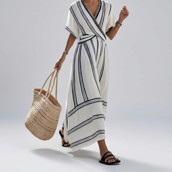Timeless bohemian maxi dress in woven fabric for women