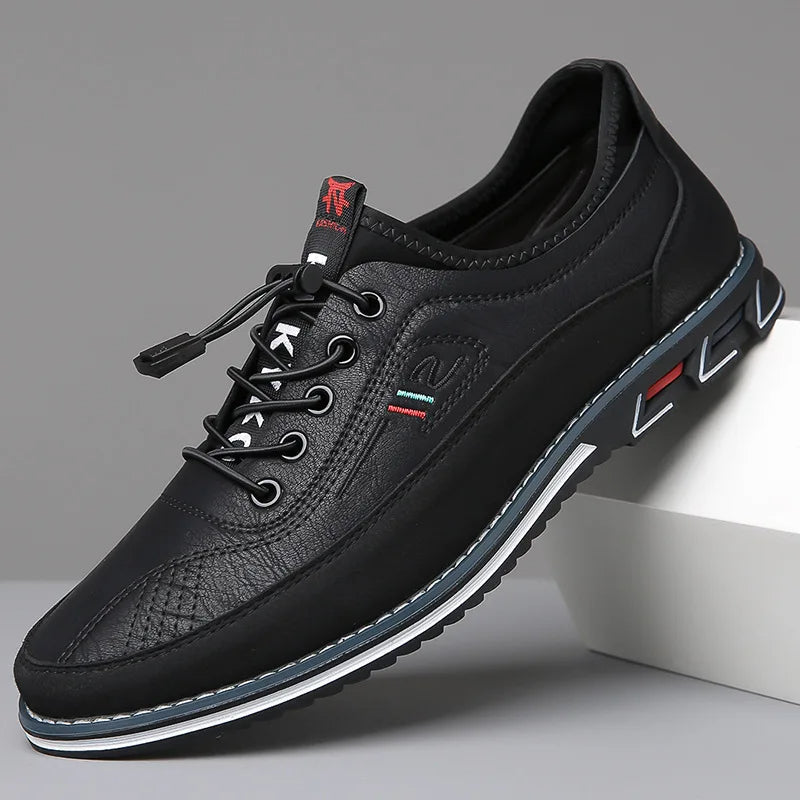 Lightweight casual shoes with laces