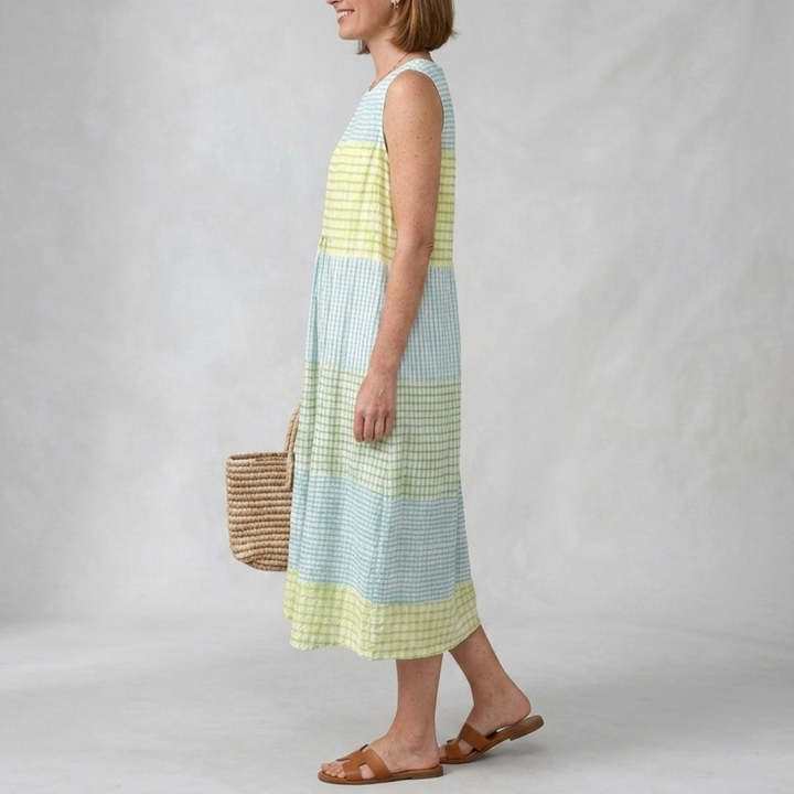 Comfortable and relaxed dress for women