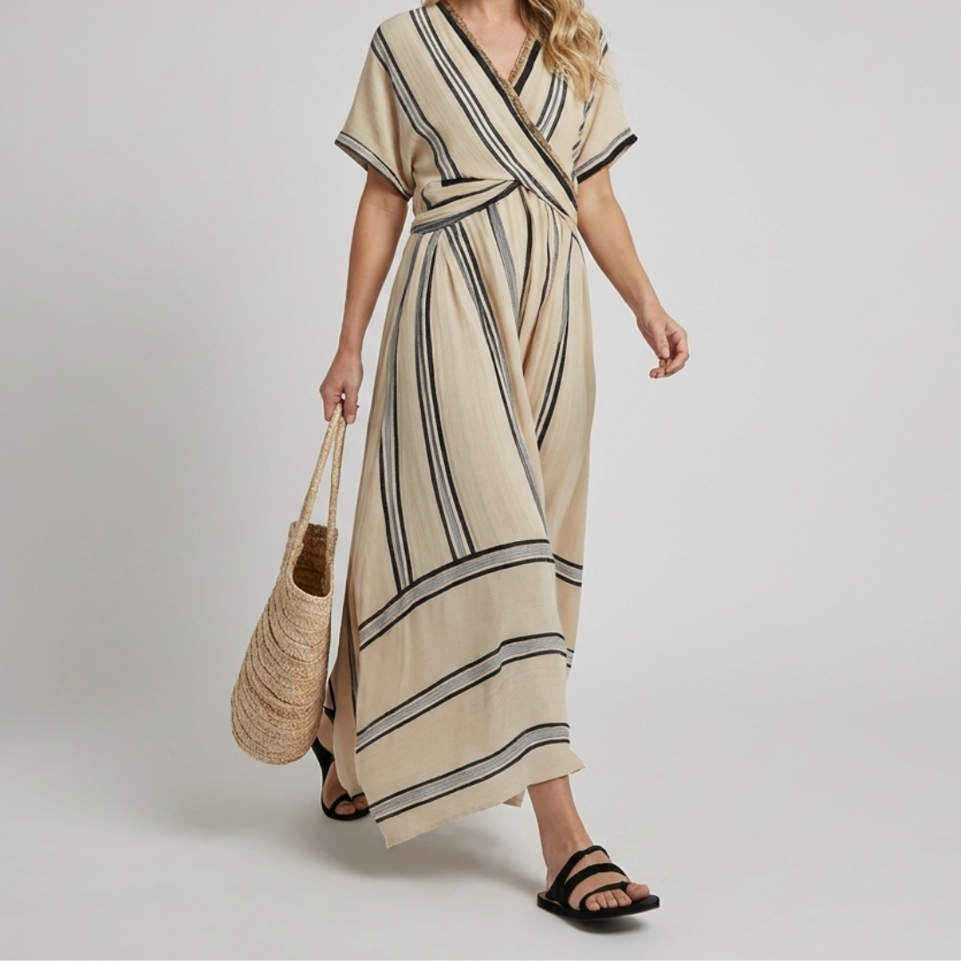 Timeless bohemian maxi dress in woven fabric for women