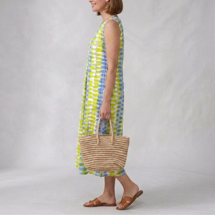 Comfortable and relaxed dress for women