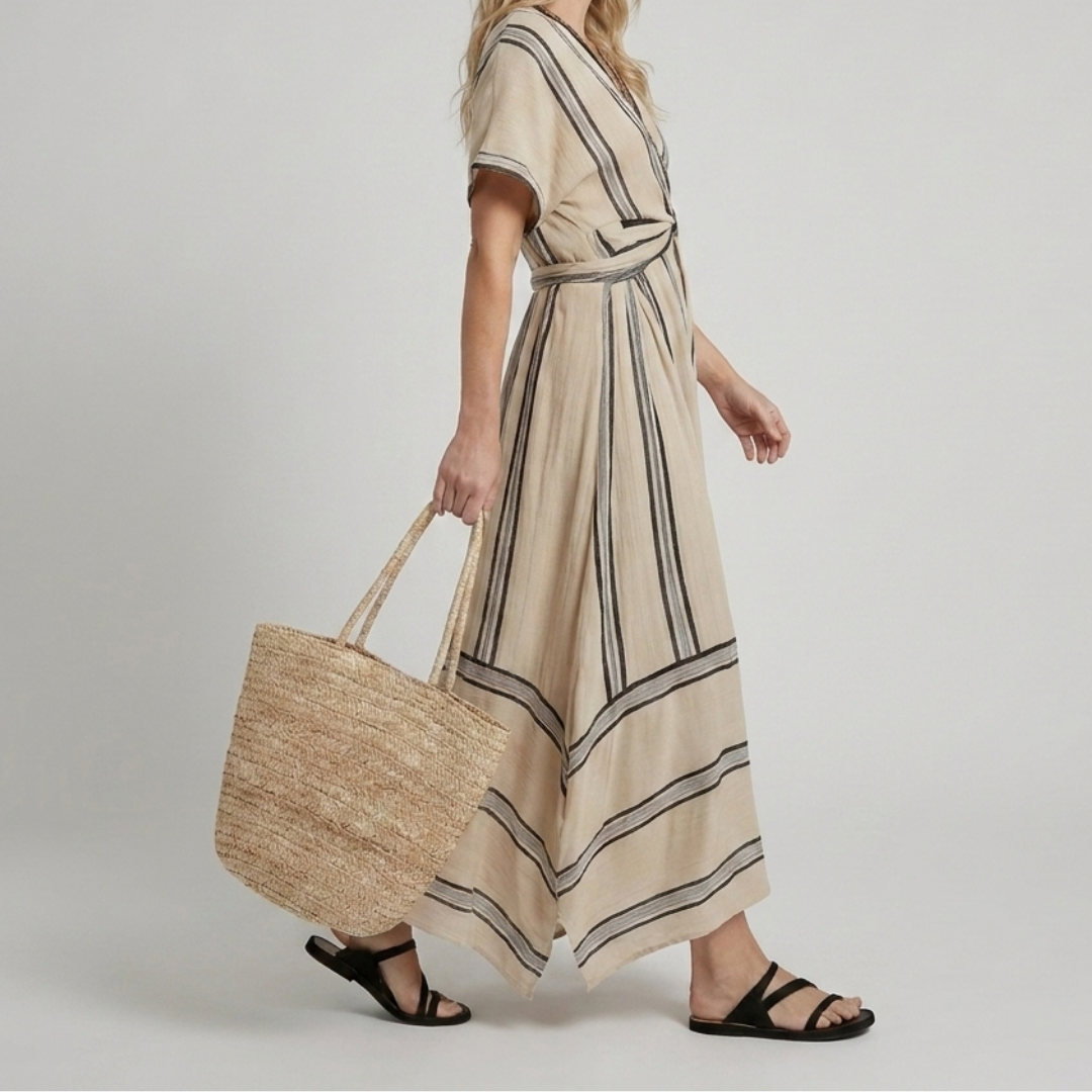 Timeless bohemian maxi dress in woven fabric for women
