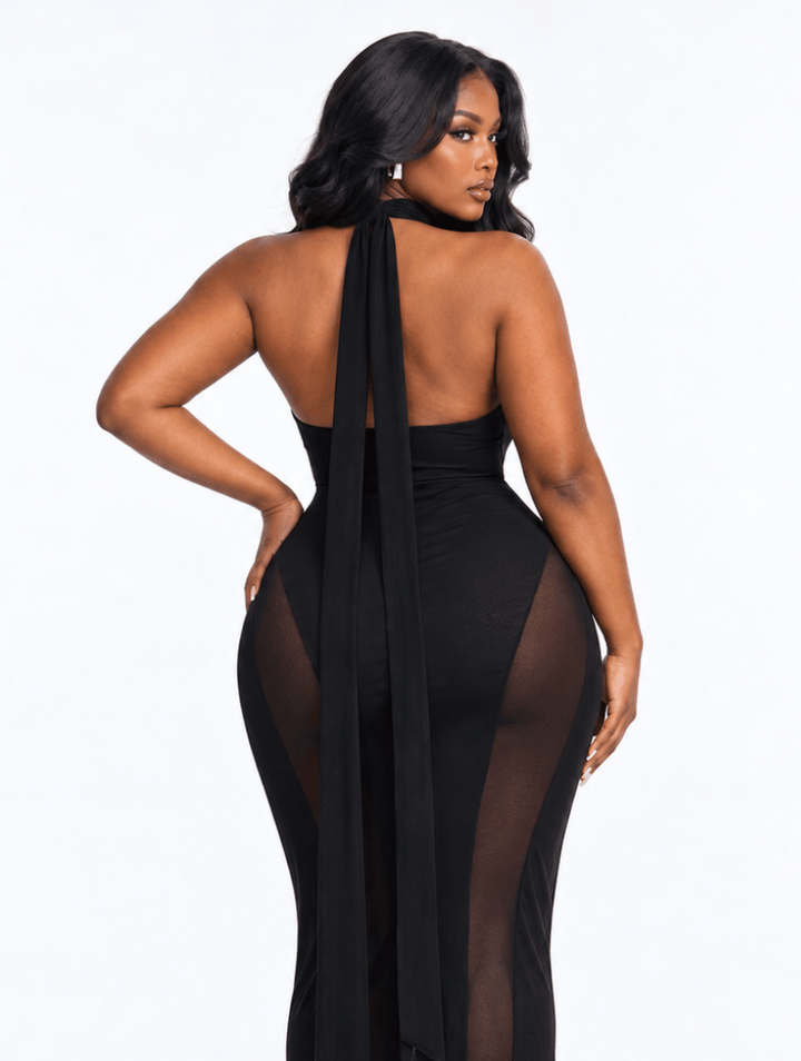 Figure-hugging maxi dress with an hourglass design for women