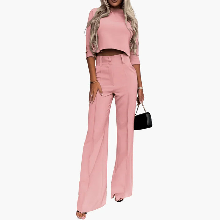 Afslappet todelt sæt med crop top til kvinder