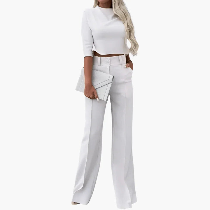 Afslappet todelt sæt med crop top til kvinder