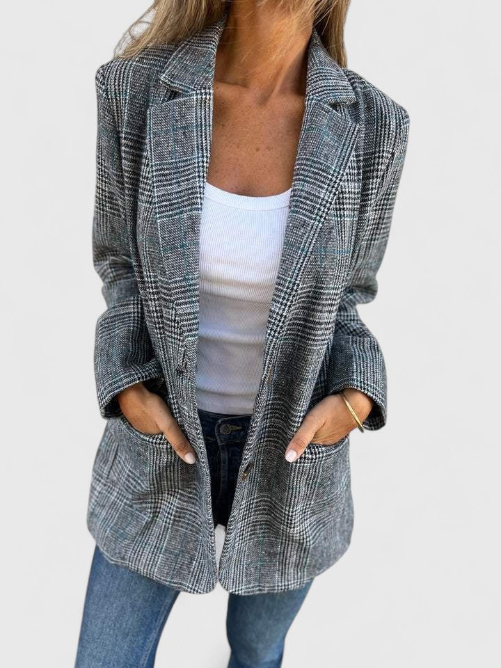 Comfortable women's blazer