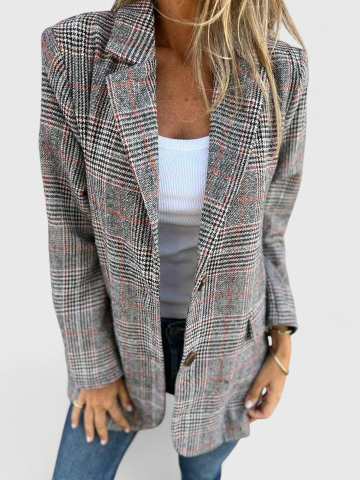Comfortable women's blazer