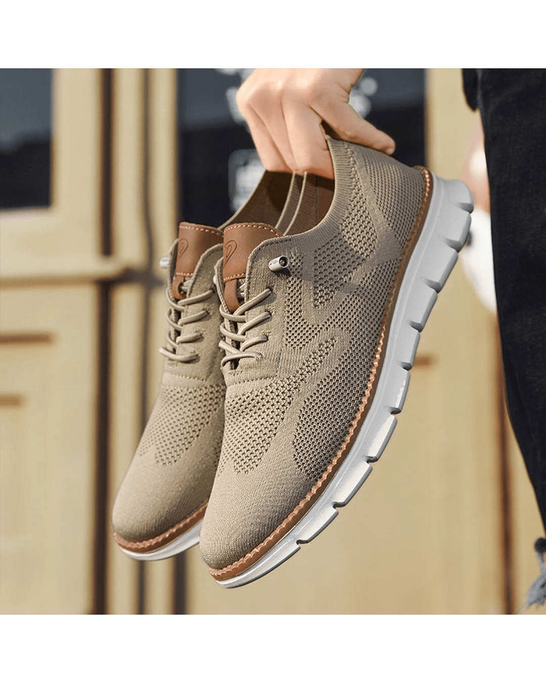 Men's Lightweight Everyday Sneakers with Cushioned Sole