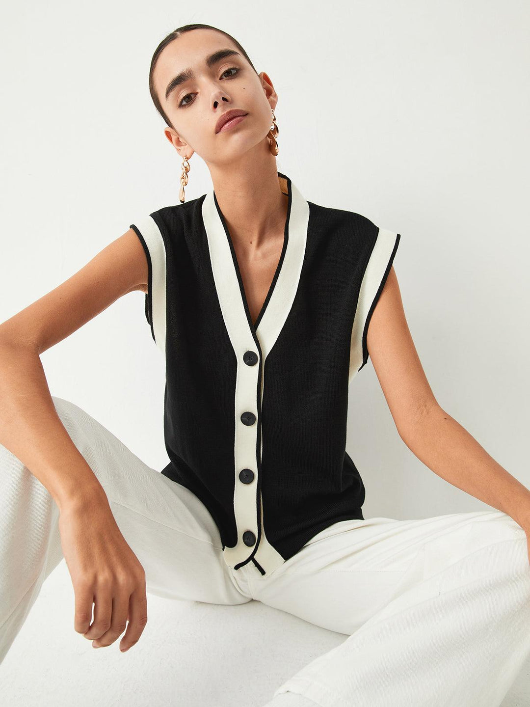 Knit Vest with Contrasting Details for Women