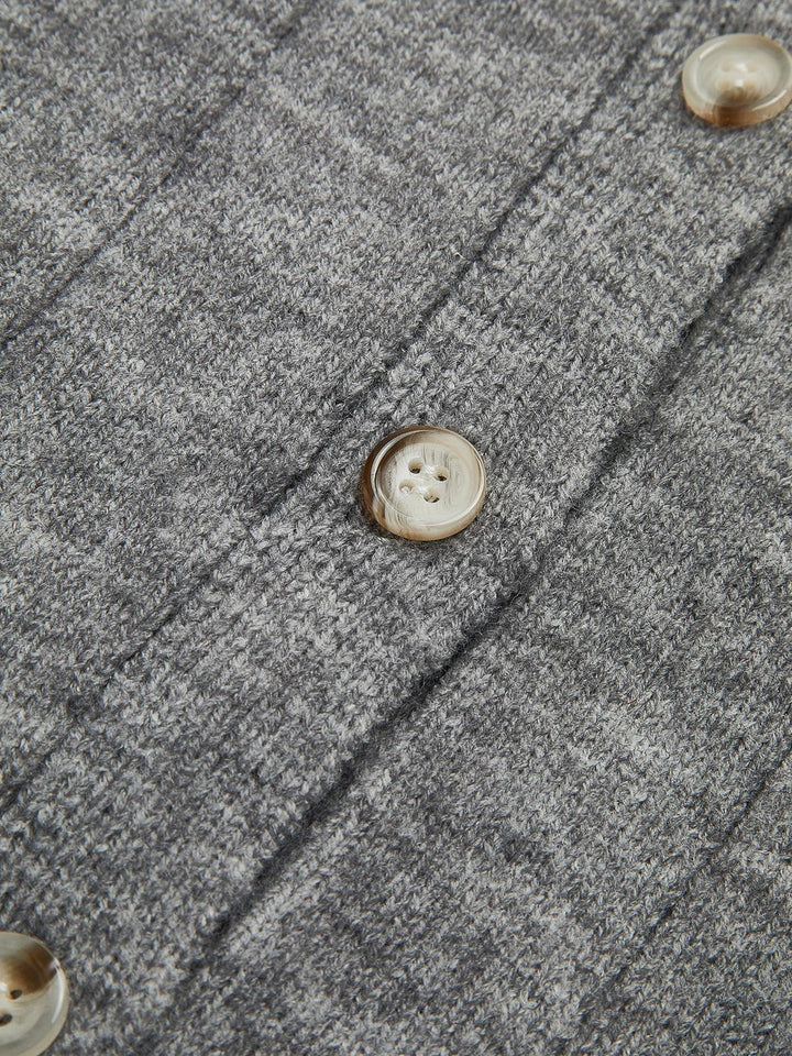 Soft cardigan with a round neckline and button closure for women