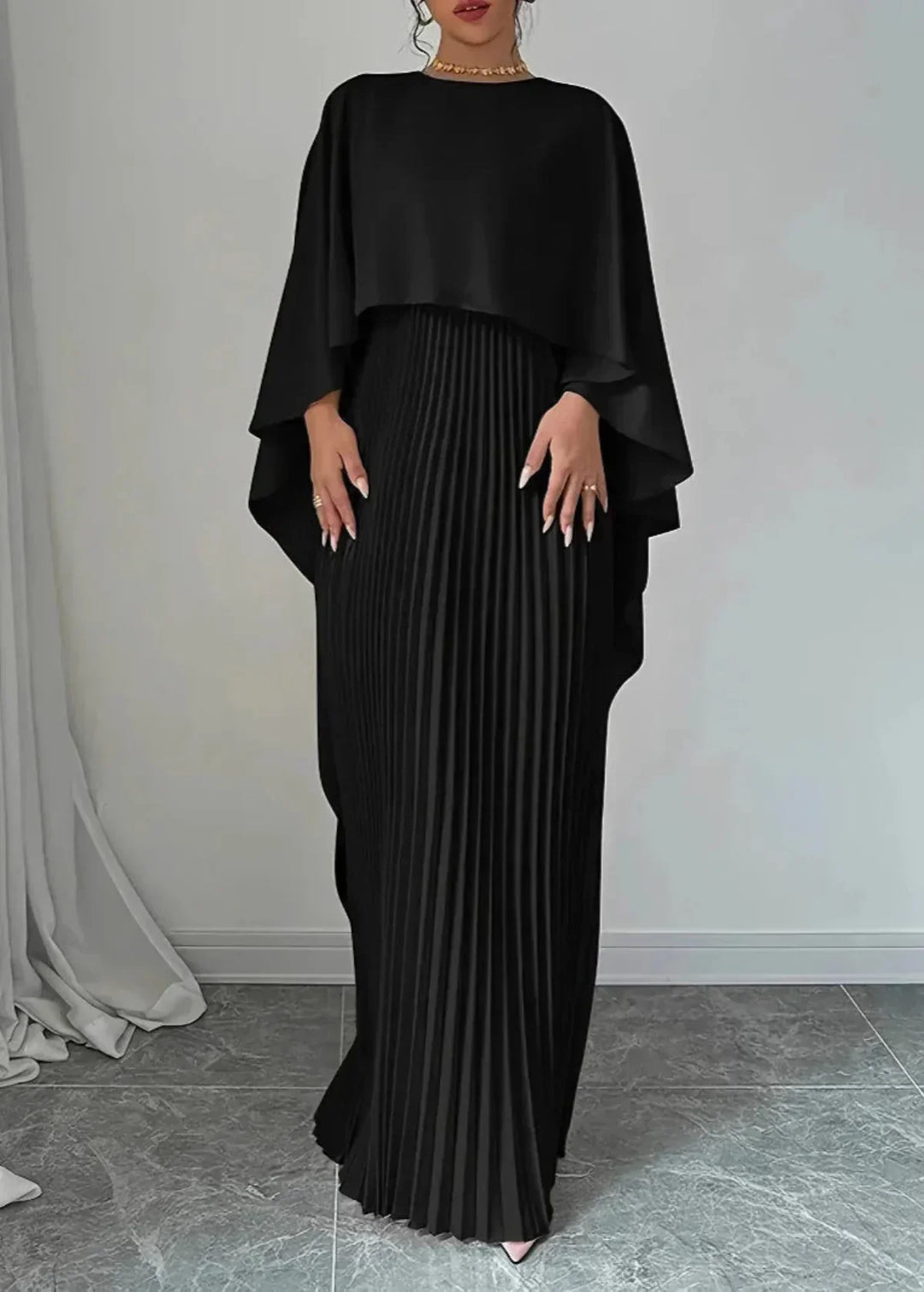 Maxi dress with cape and pleated skirt for women