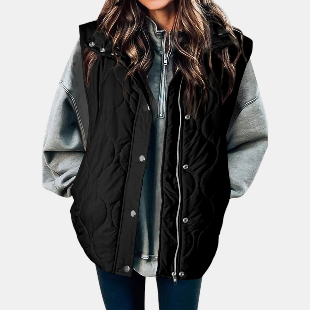 Sleeveless jacket with button closure and pockets for women
