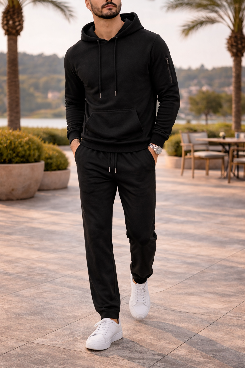Afslappet hoodie- og joggersæt til mænd