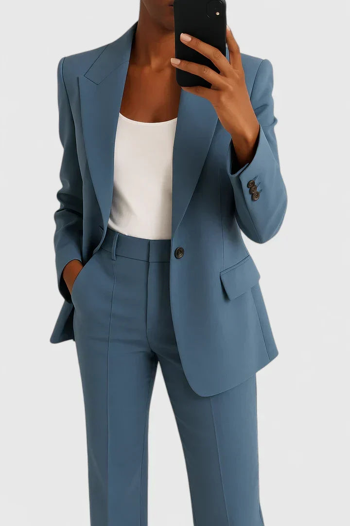 Elegant two-piece suit for women