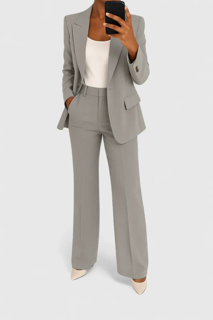 Elegant two-piece suit for women