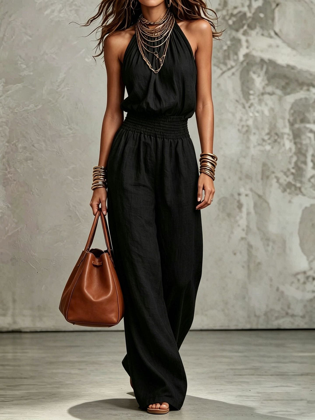 Elegant halterneck jumpsuit with wide legs for women