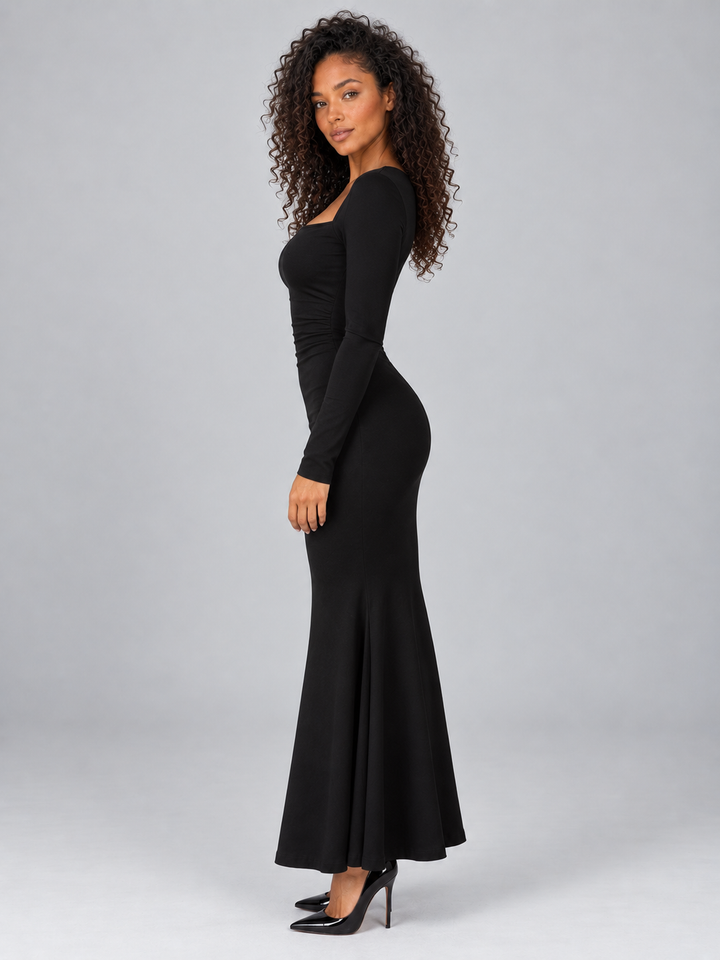 Maxi dress with square neckline and ruching details for women