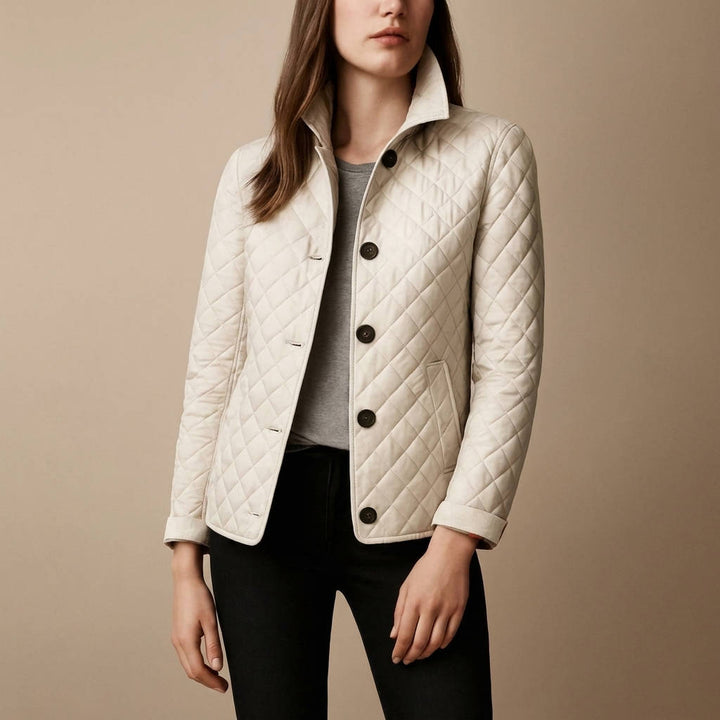 Lightweight quilted jacket for women