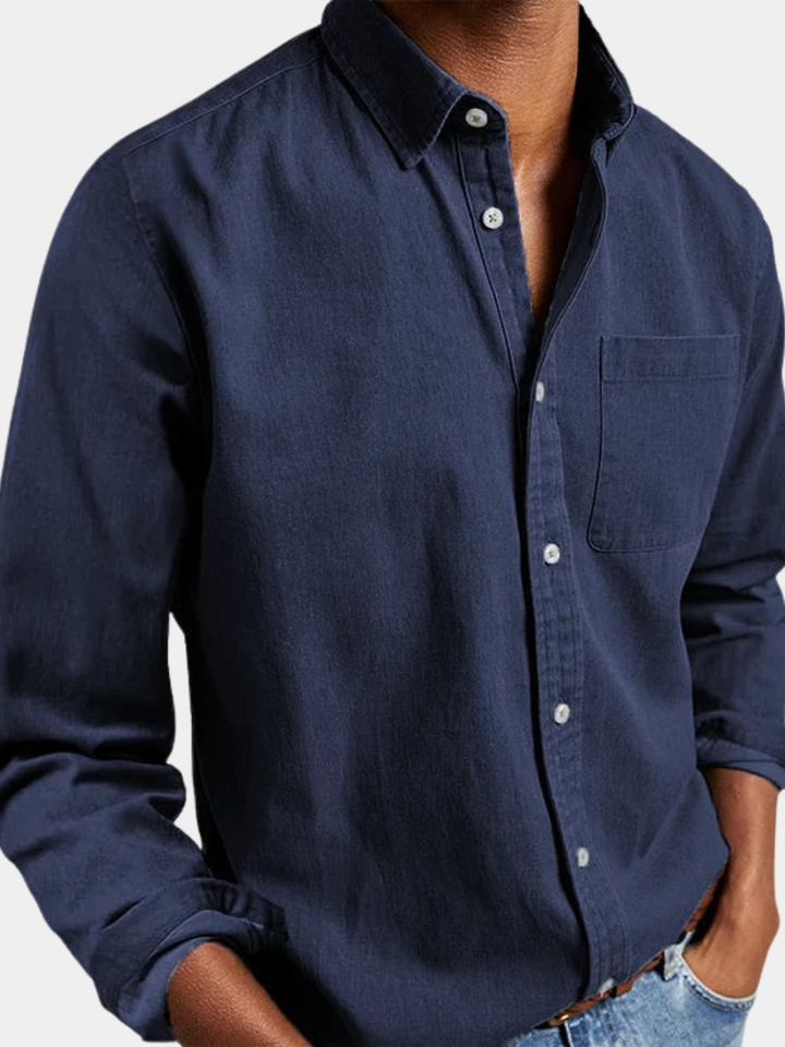 Men's denim shirt with buttons