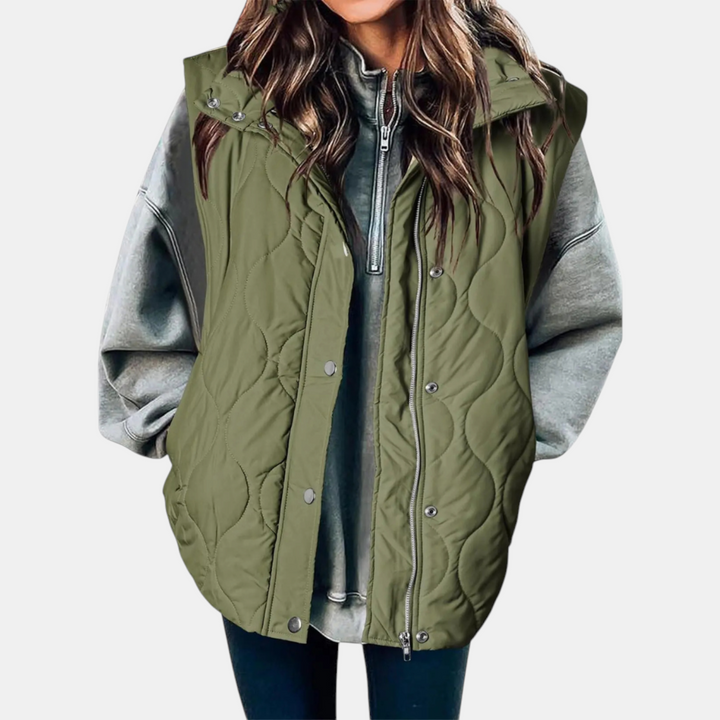 Sleeveless jacket with button closure and pockets for women