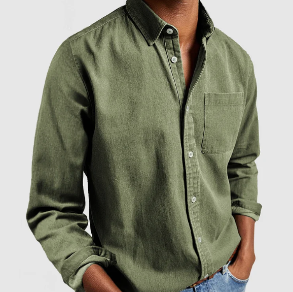 Men's denim shirt with buttons