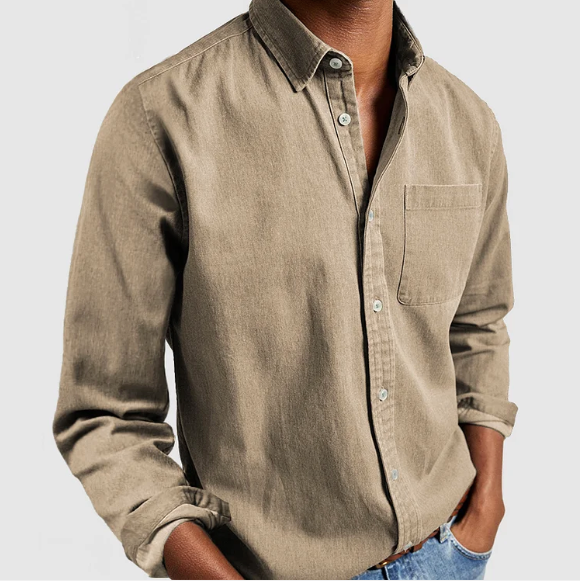 Men's denim shirt with buttons