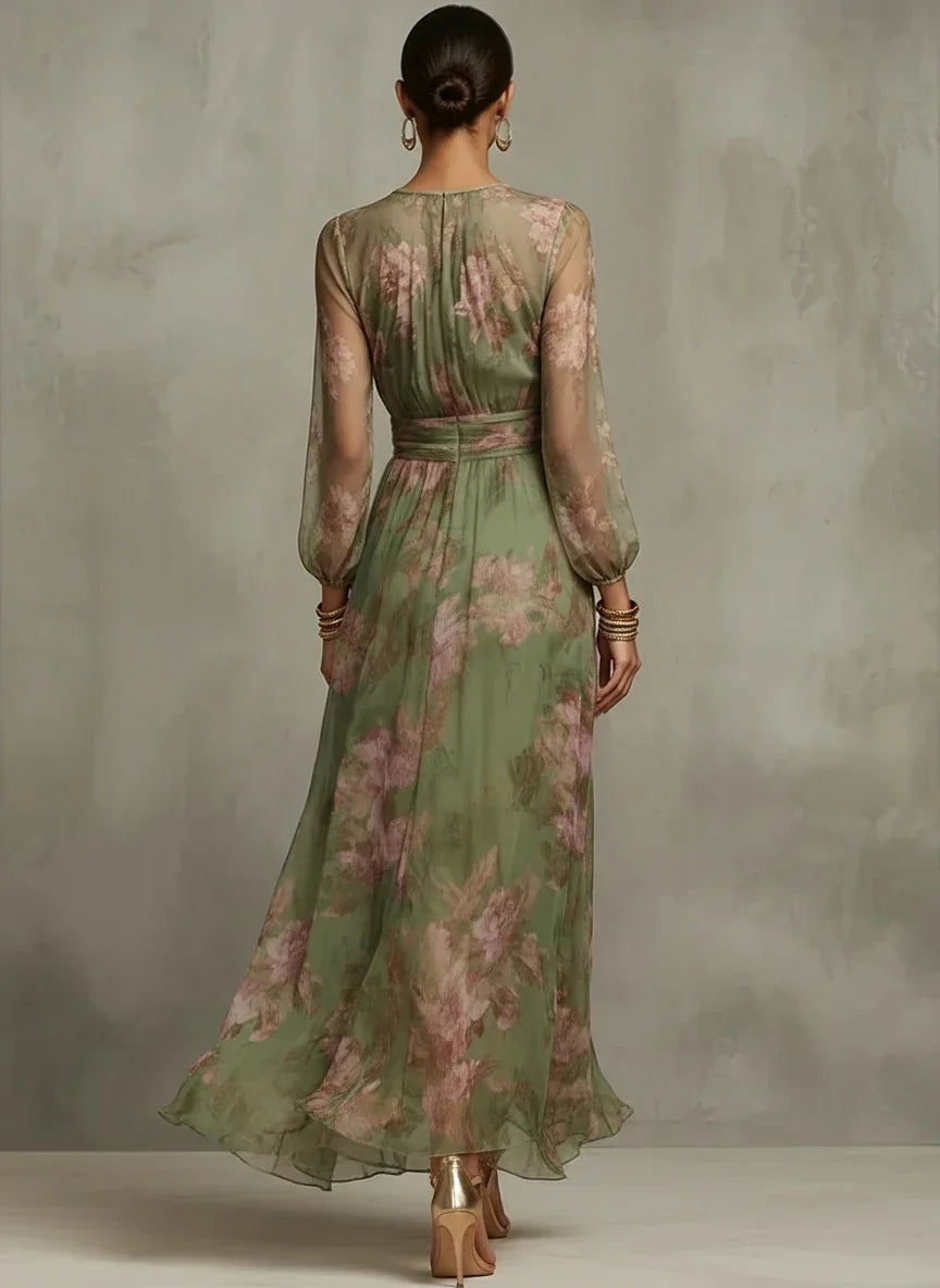 Maxi dress with a ruched waist for women