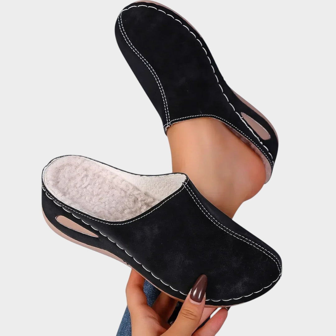 Lined shoes for women