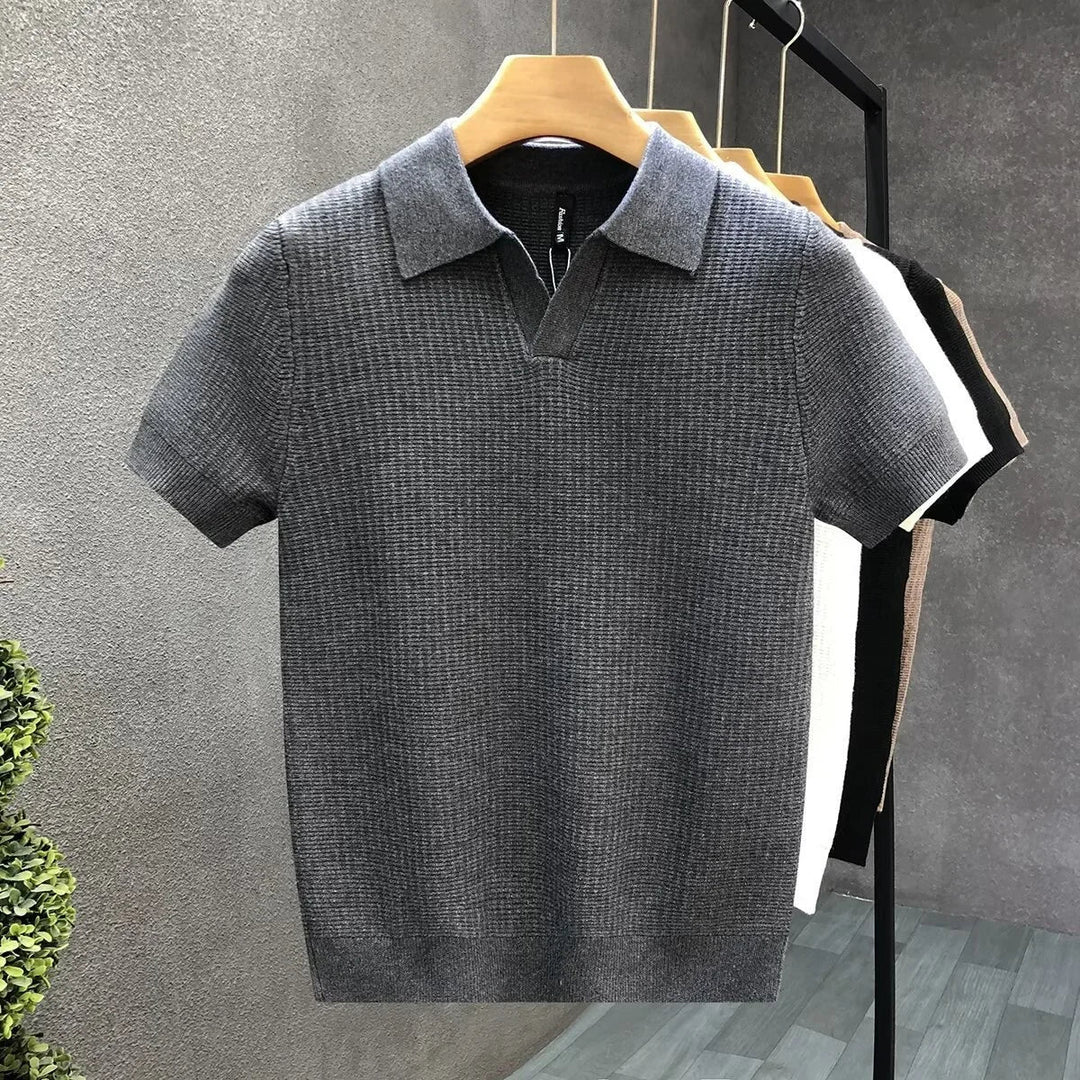 Knitted sweater with polo collar