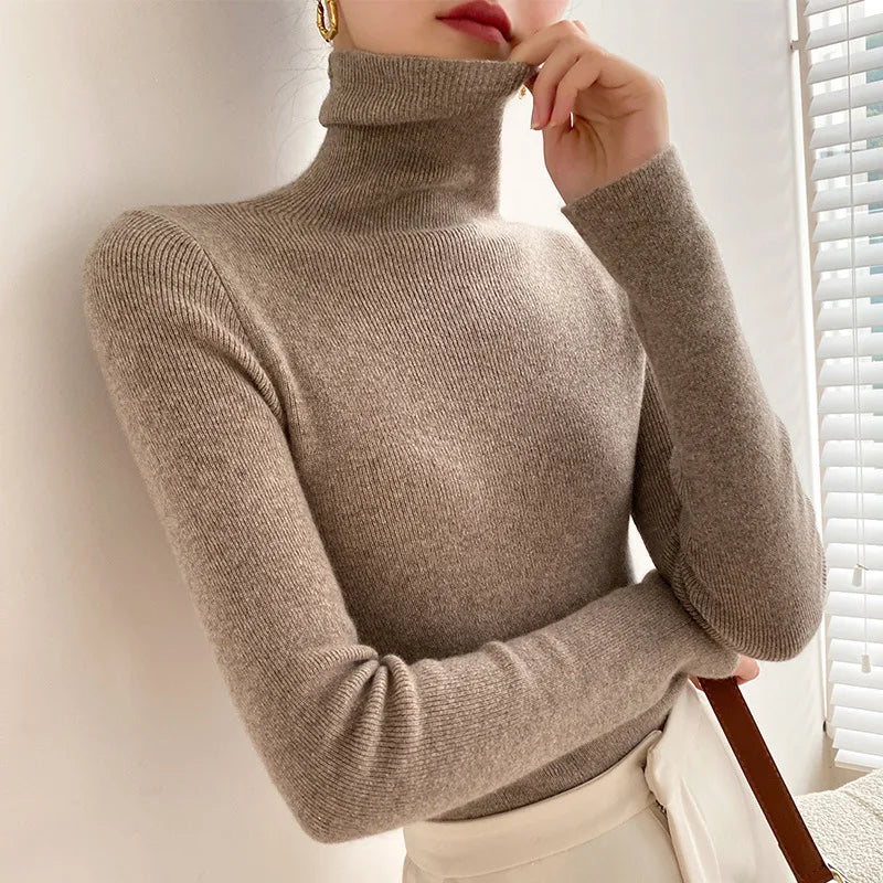 Turtleneck sweater for women
