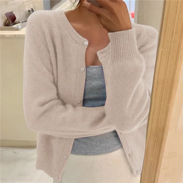 Soft knitted cardigan for women