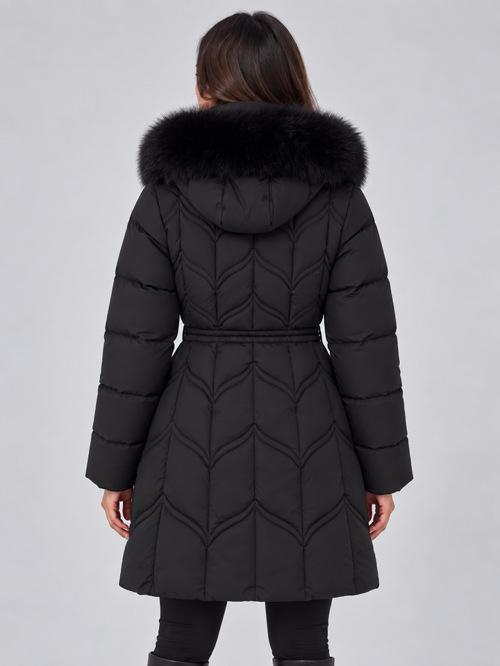 Women's jacket with a hood and fur details