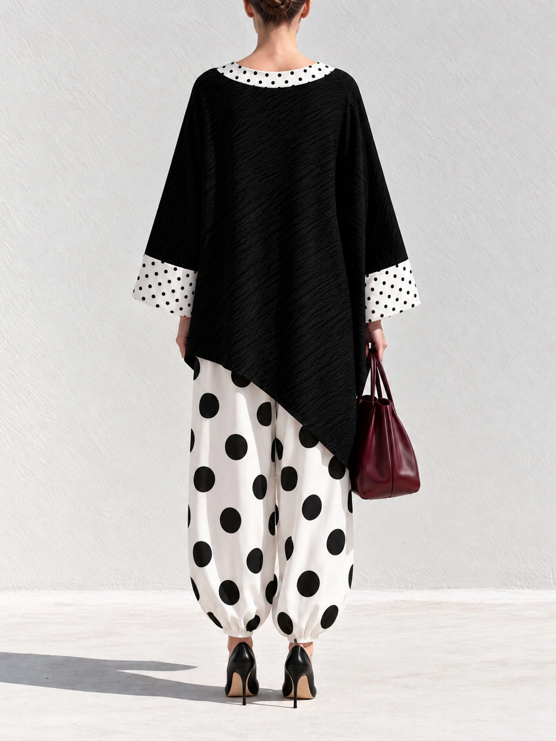 Two-Piece Set with Polka Dot Pattern for Women