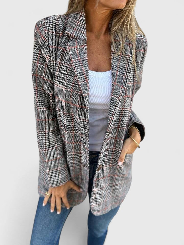 Comfortable women's blazer