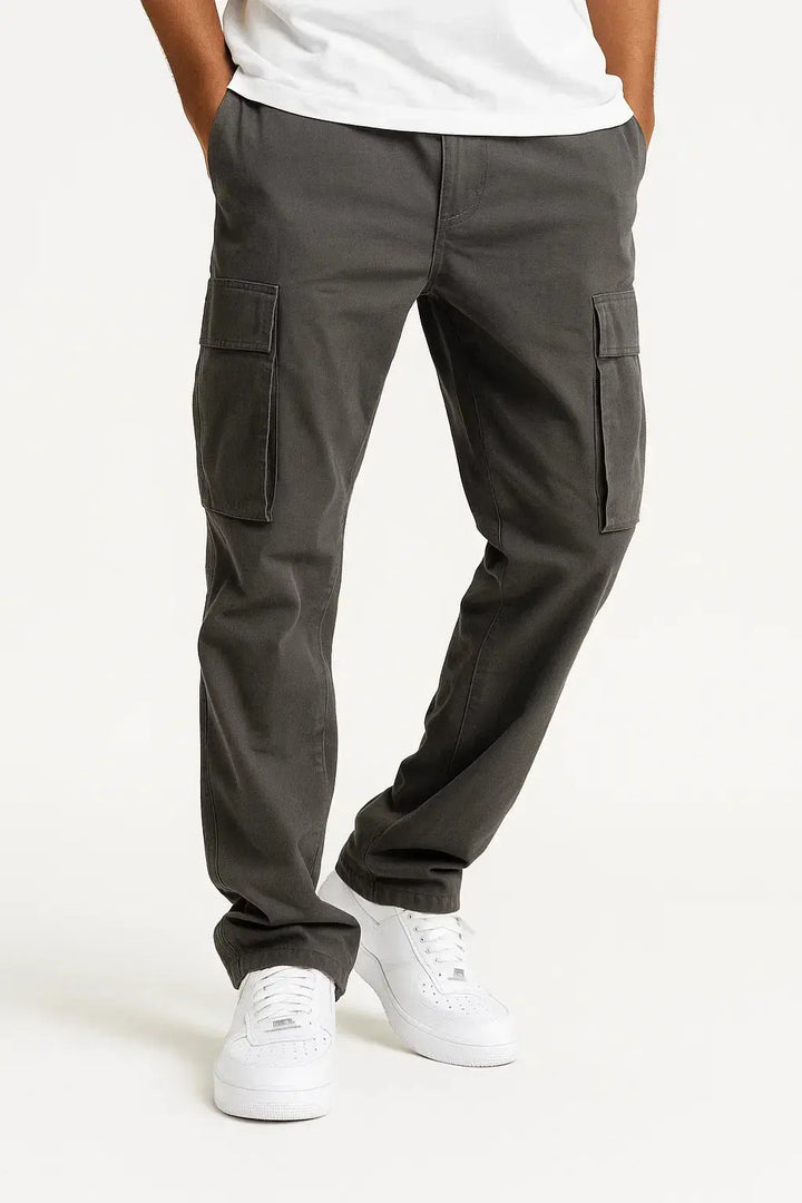 Men’s cargo trousers with side pockets