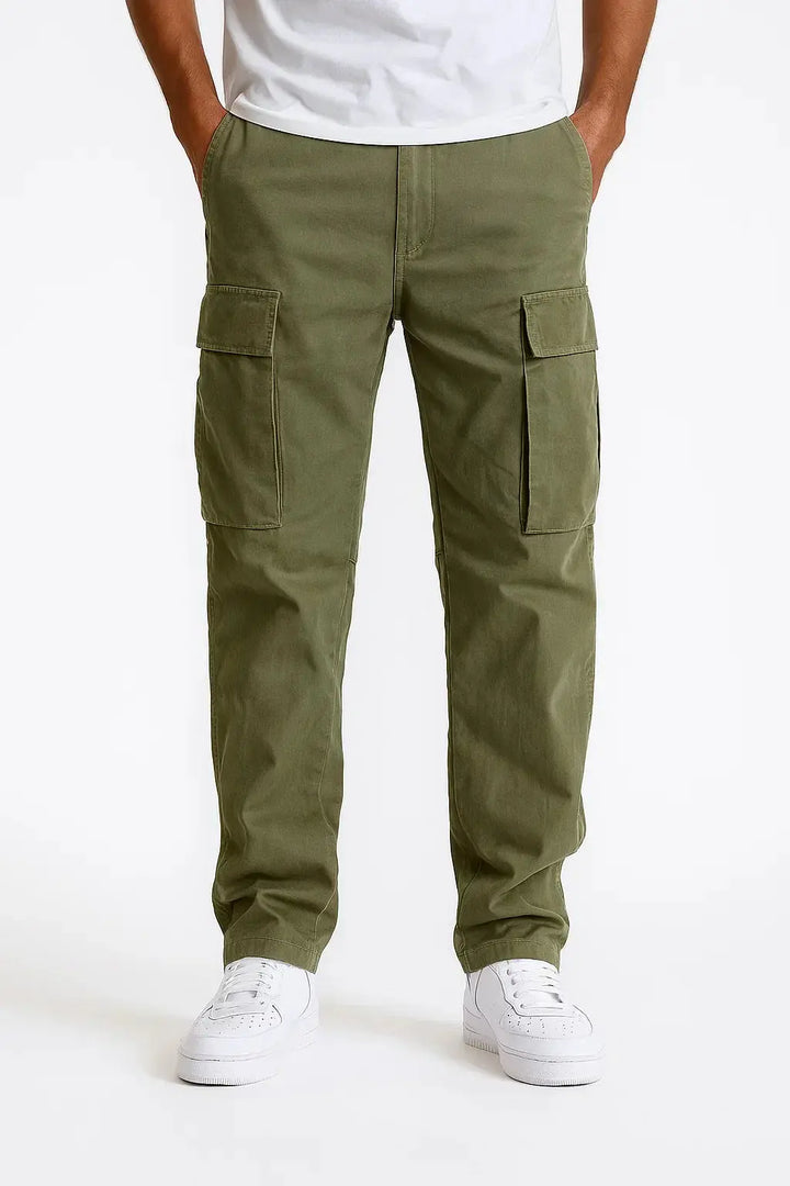 Men’s cargo trousers with side pockets