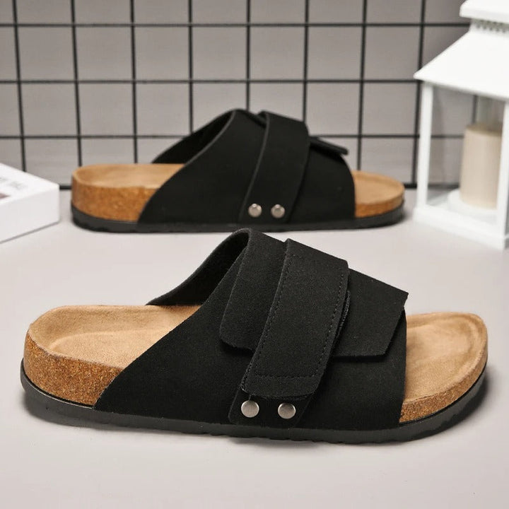 Women's strappy sandals
