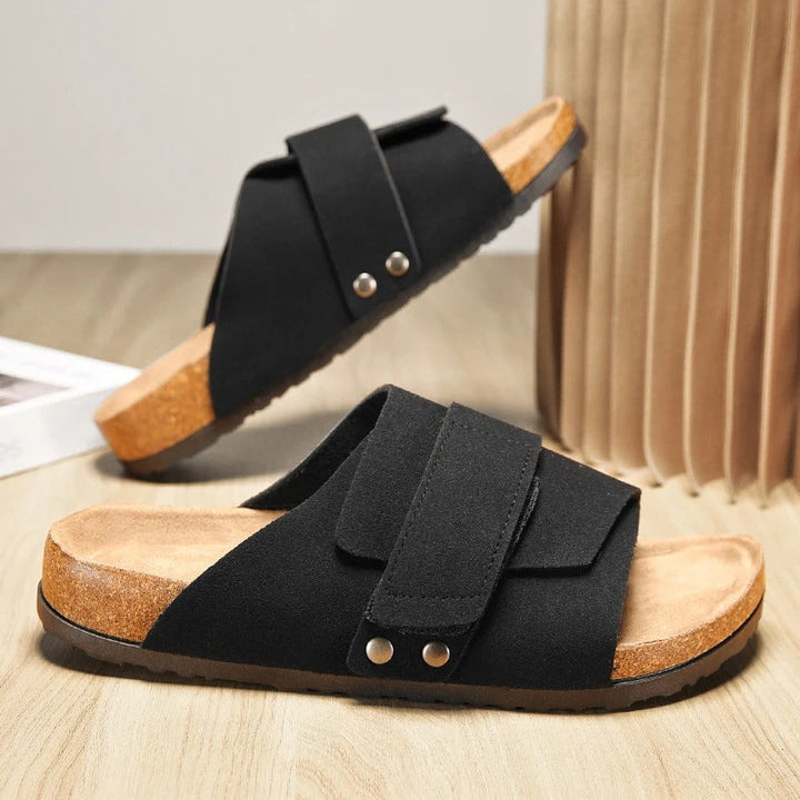 Women's strappy sandals