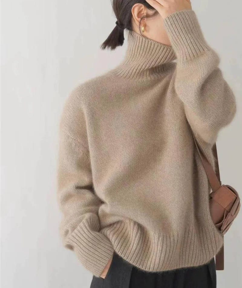 Loose-fit Golf Sweater for Women