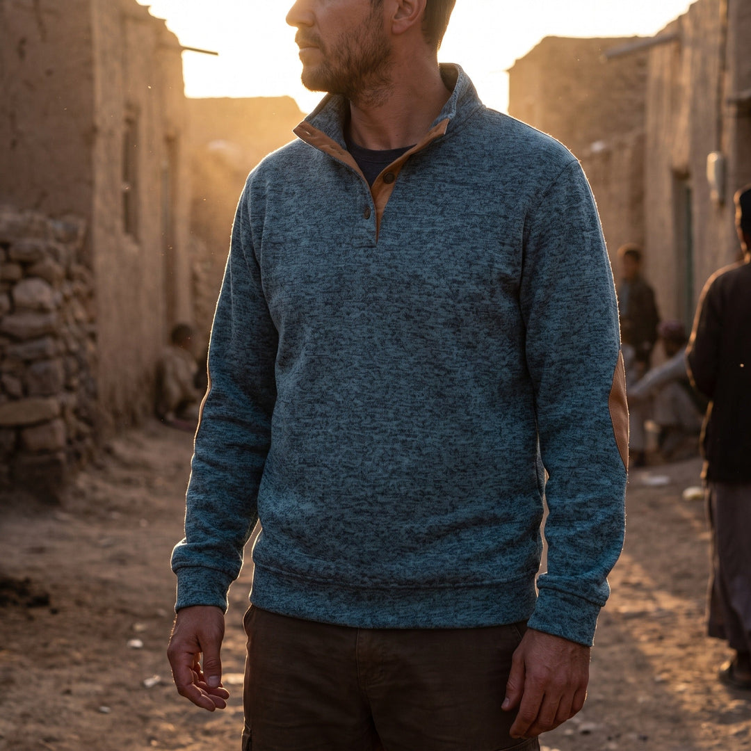 Knitted sweatshirt with button collar for men