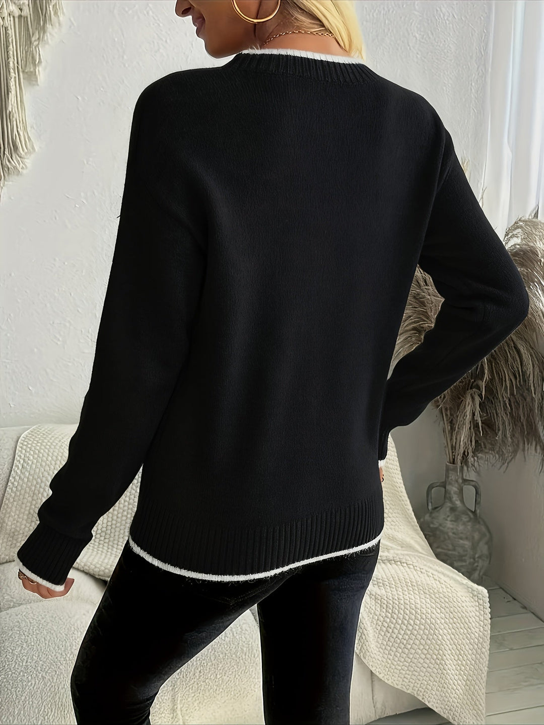 Dame julesweater med snefnugmønster og rund hals