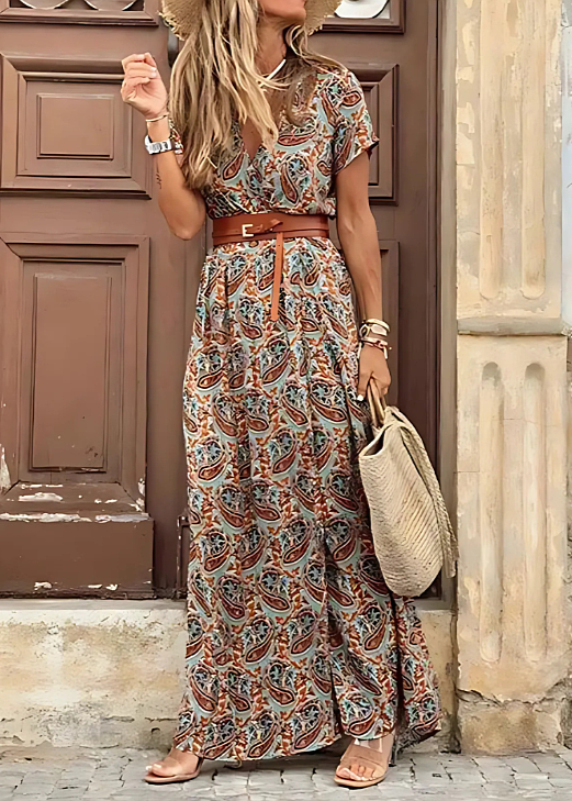 Maxi dress with short sleeves and a ruched waist for women