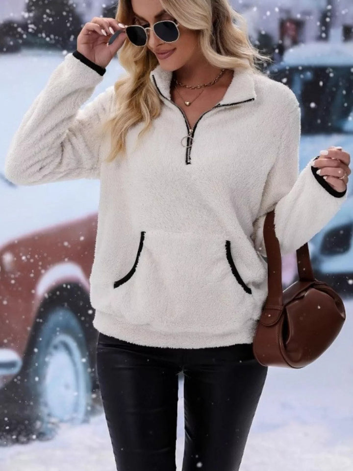 Halv-zip sweater med kængurulomme til kvinder