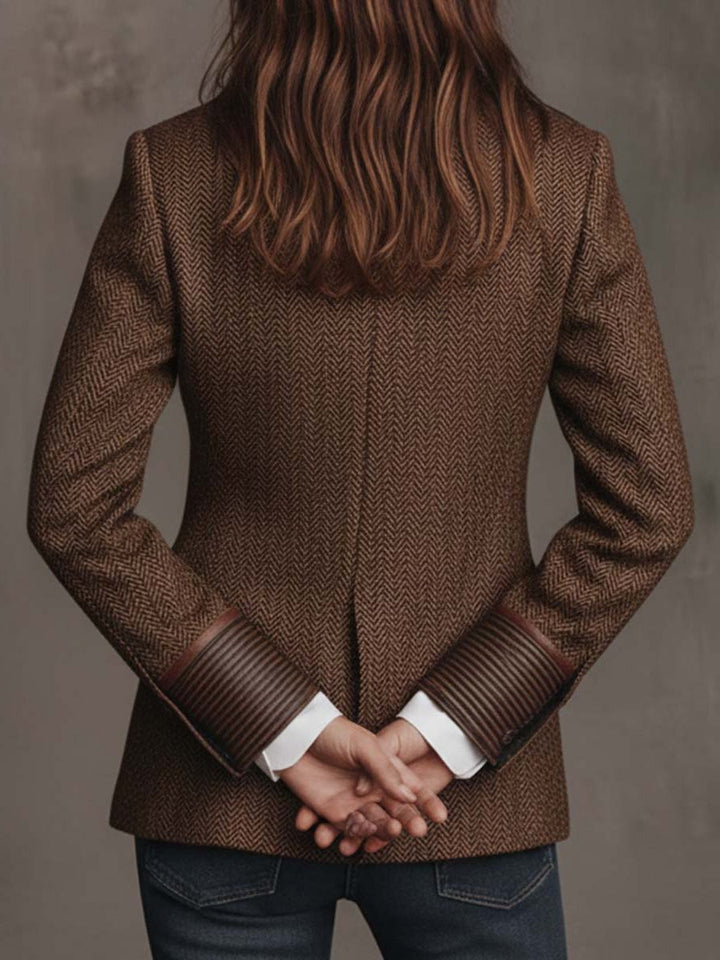 Women's Blazer with Lapel and Button Closure