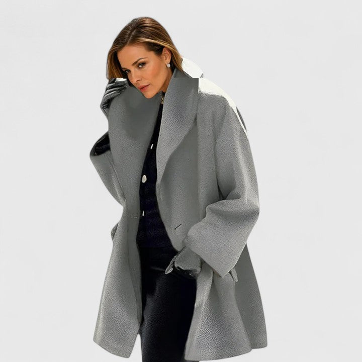 Elegant coat for women