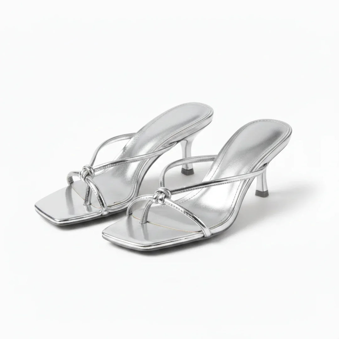 Women's heeled sandals with knot straps