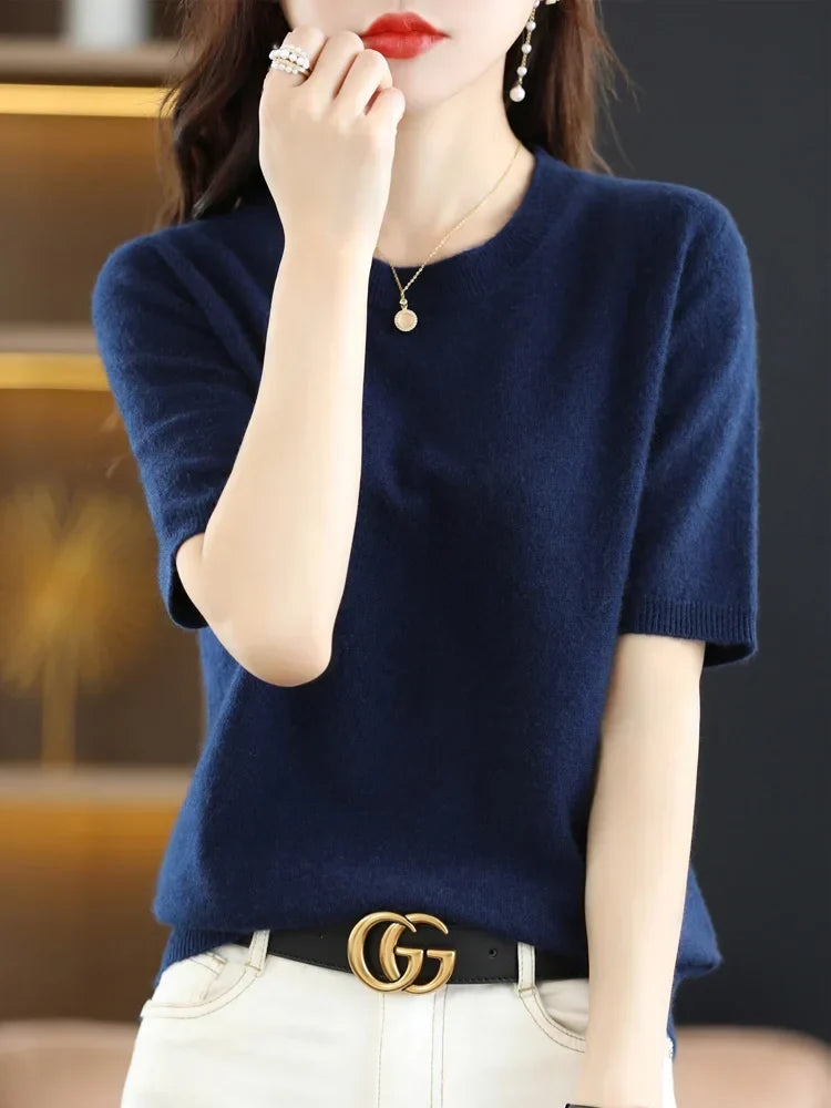 Crew Neck Knit Top with Short Sleeves and Regular Fit for Women